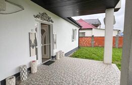 Casă de vânzare în Ardud, 3 camere, teren 500 mp 