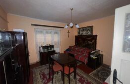 Casa de vanzare, 45mp, zona Titulescu