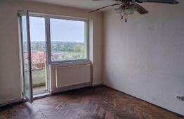 Apartament de vanzare cu 3 camere, 69 mp, zona Str. Botizului