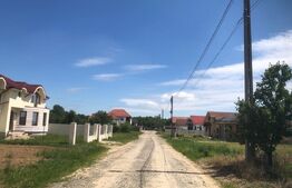 De vânzare teren  intravilan  în Livada
