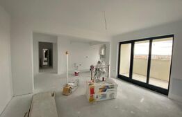 Apartament de vânzare, cu 3 camere, 74 mp, bloc nou, zona Carpați 2