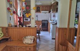 Apartament de vanzare, cu 3 camere, 91 mp, zona Bl. Closca