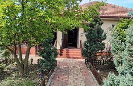 Casa, 3 camere, 693 mp teren, Lazuri