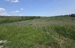 Teren intravilan, de vanzare, 2100 mp, zona Vetis