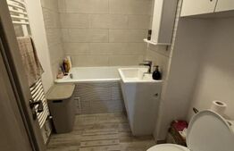 Apartament de vanzare, cu 3 camere, 76 mp, zona  Carpați 2 