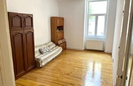 Apartament de vanzare, cu 4 camere, 96 mp, zona centrala