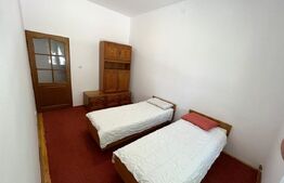 Apartament de vanzare, cu 4 camere, 96 mp, zona centrala