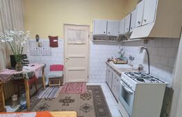 Apartament de vanzare, cu 2 camere, 82 mp, zona ultracentrala