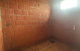 Casa la roșu 3 camere, 142 mp, 592 mp, teren, zona Cionchesti 