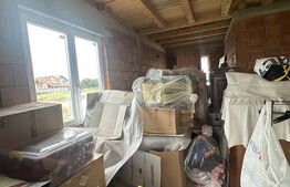 Casa la roșu 3 camere, 144 mp, 584 mp teren, zona Cionchesti 