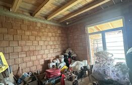 Casa la roșu 3 camere, 144 mp, 584 mp teren, zona Cionchesti 