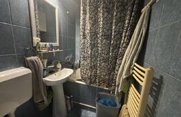 Apartament de vanzare, cu 3 camere, zona Micro 14