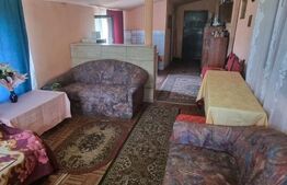 Casa de vanzare, 65 mp, zona Balta Blonda