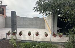 Casa plan parter 170 mp, zona Micro 17
