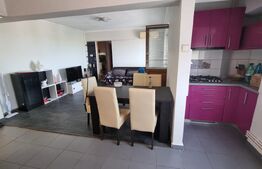 Apartament de vanzare, cu 3 camere, 61 mp, zona semicentrala