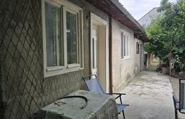 Casa 2 camere 50. mp. 500 mp teren. Zona Unio