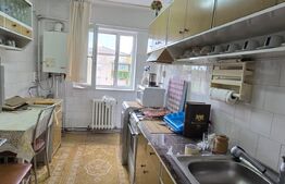 Apartament de vanzare, cu 2 camere, 53 mp, zona Micro 17