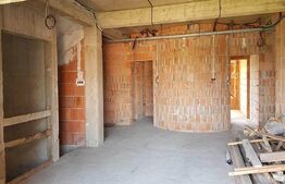 HOTEL / RESTAURANT YVETTE, de vanzare, 35 ari teren, zona Aurel Vlaicu