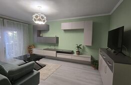 Apartament de vanzare, cu 4 camere, 78 mp, zona Micro17