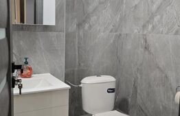 Apartament de vanzare, cu 4 camere, 78 mp, zona Micro17