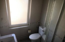De vânzare , casa cu teren intravilan 3000mp , zona Ciuperceni