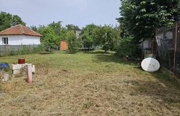Casă de vanzare, 37 mp utili/nivel, teren 500 mp, zona Bercu Roșu