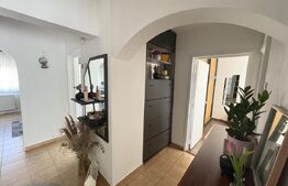 Apartament cu 4 camere, 92 mp, zona str. Careiului