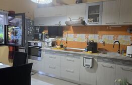 Casa de vanzare, cu 4 camere, 140 mp, teren 300 mp, zona Dara