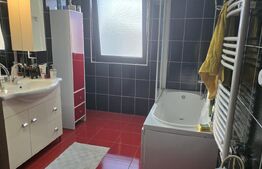 Casa de vanzare, cu 4 camere, 140 mp, teren 300 mp, zona Dara