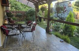 Casa de vanzare, cu 4 camere, 140 mp, teren 300 mp, zona Dara