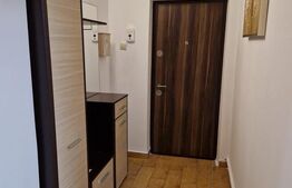 Apartament cu 2 camere, decomandat, zona centrala