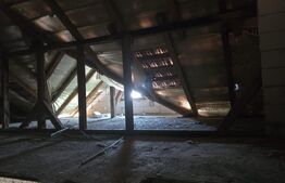 Casa cu 4 camere, 223 mp, 1330 mp teren 