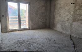 Casa cu 4 camere, 223 mp, 1330 mp teren 