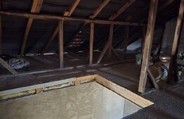 Casa cu 4 camere, 223 mp, 1330 mp teren 