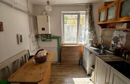 Apartament de vanzare, cu 2 camere, 41mp, zona Botizului.