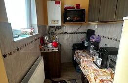 Apartament de vanzare, cu 2 camere, 41 mp, zona semicentrala