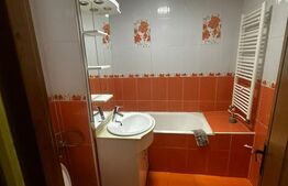 Apartament de vanzare, cu 3 camere, 59 mp, zona M17