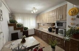 De vanzare apartament, cu 2 camere, 52 mp, zona M16