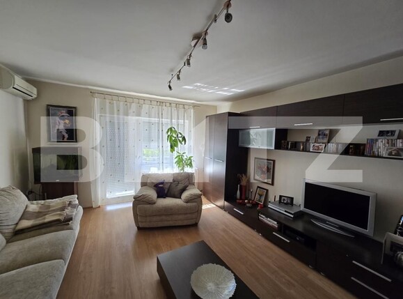 Apartament de vânzare 2 camere Micro 17 - 176757AV | BLITZ Satu Mare | Poza1