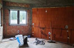 Casă la roșu de vânzare 242mp construiti, 500 mp teren – Păulești