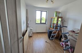 Casa 4 camere 110 mp .Teren 200 mp . Odoreu