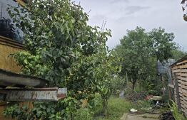 Casa de vanzare cu 2 camere, 77 mp, zona Botizului