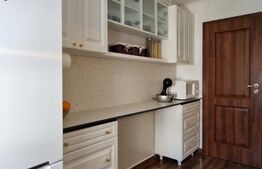 Apartament de vânzare 3 camere, 55 mp, zona Micro 17