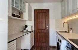 Apartament de vânzare 3 camere, 55 mp, zona Micro 17