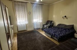 Casa de vanzare 4 camere, 120 mp, Zona Piata Mare