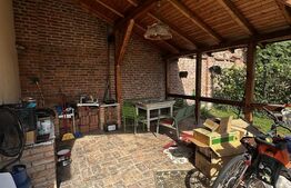 Casa de vanzare 4 camere, 120 mp, Zona Piata Mare