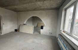 Casă de vânzare, 120 mp utili, teren 780 mp, zona Botizului