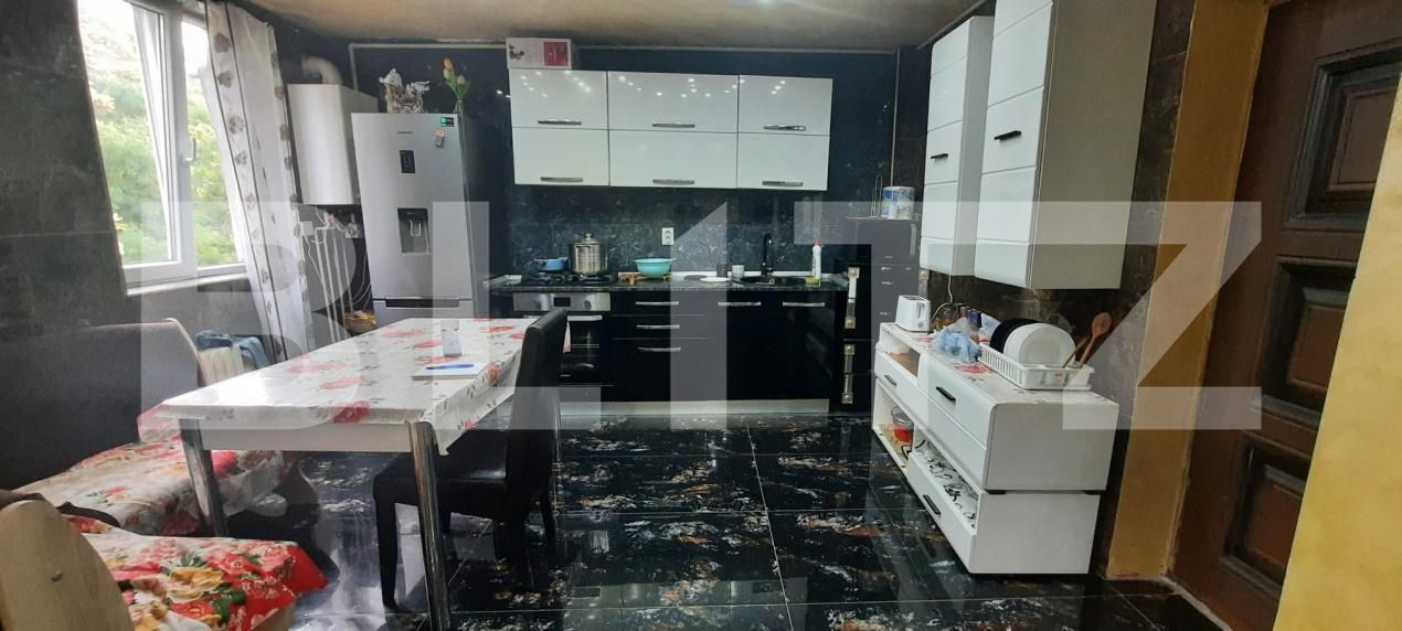 Apartament de vânzare 2 camere Micro 14 - 178611AV | BLITZ Satu Mare | Poza3