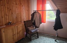 Casa 5 camere , 300 mp;  Teren - 2000 mp . Viile Satu Mare