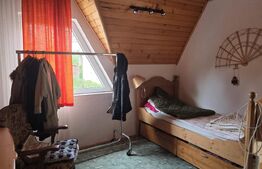 Casa 5 camere , 300 mp;  Teren - 2000 mp . Viile Satu Mare